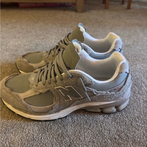 New Balance Light Gray M2002 RDM - Picture 4 of 6
